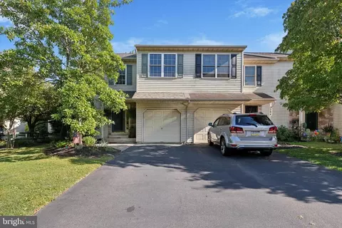 588 Campus Dr, Perkasie, PA 18944
