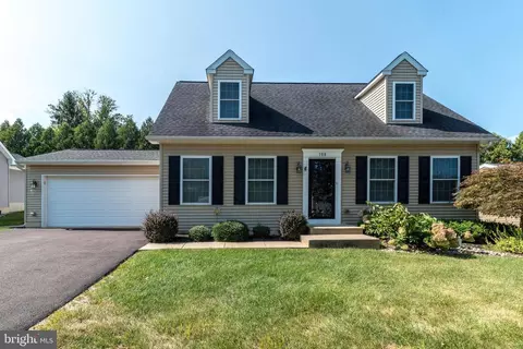 108 Cobblestone Rd, Dublin, PA 18917