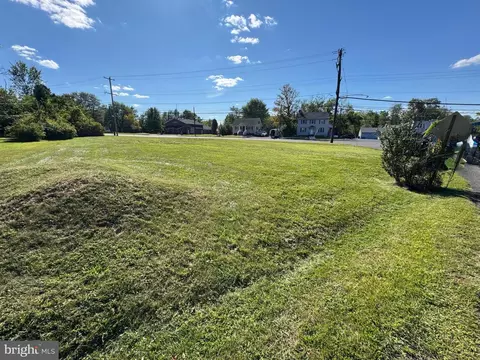 2127 York Rd, Jamison, PA 18929