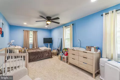 Bedroom - 414 Delaware Ave, Croydon, PA 19021 photo 4 of 4
