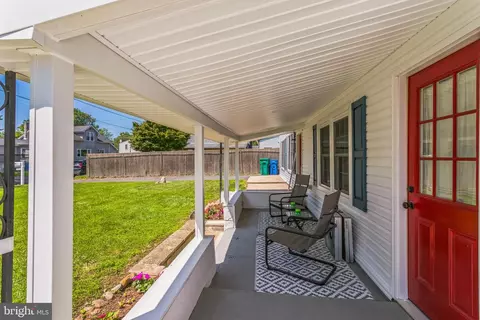 Exterior - 414 Delaware Ave, Croydon, PA 19021 photo 2 of 4