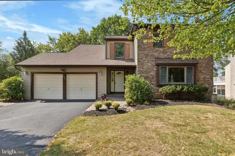 1992 Falabella Cir, Warrington, PA 18976