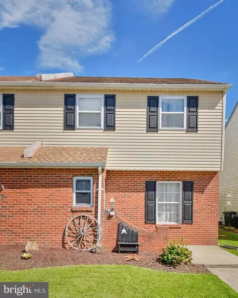 6 Tierney Ct, Quakertown, PA 18951