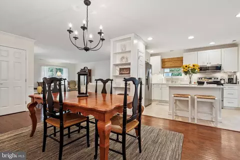 Dining - 1917 Brook Ln, Jamison, PA 18929 photo 2 of 2