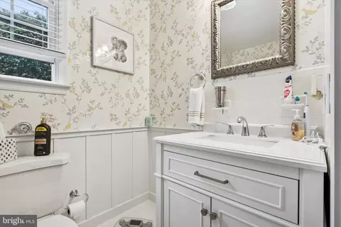 Bath - 1917 Brook Ln, Jamison, PA 18929 photo 1 of 4