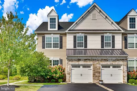 353 W Boulder Dr, Chalfont, PA 18914