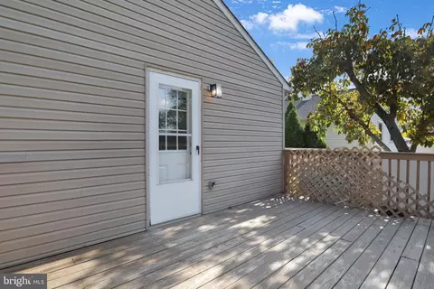 Exterior - 446 Maple St, Warminster, PA 18974 photo 2 of 5