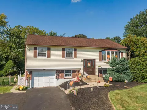 Exterior - 564 Byron Rd, Warminster, PA 18974 photo 11 of 11