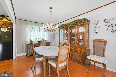 Dining - 564 Byron Rd, Warminster, PA 18974 photo 1 of 3
