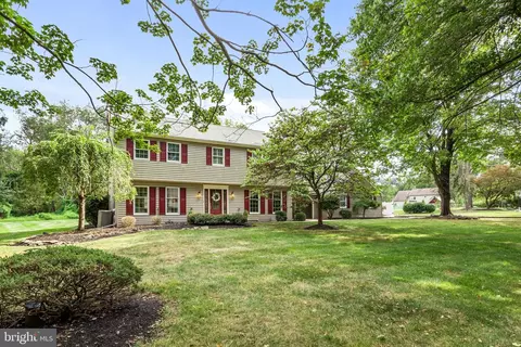 46 Pinevale Rd, Doylestown, PA 18901