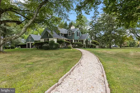 1217 Yardley Rd, Yardley, PA 19067