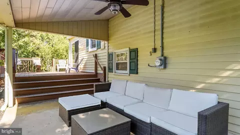 Exterior - 1002 Windsor Rd, Warminster, PA 18974 photo 8 of 17