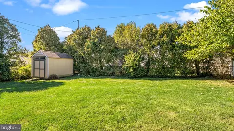 Exterior - 1002 Windsor Rd, Warminster, PA 18974 photo 6 of 17