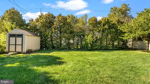 Exterior - 1002 Windsor Rd, Warminster, PA 18974 photo 5 of 17