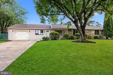 1100 Wayland Ave, Bensalem, PA 19020
