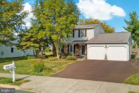 102 Gentry Dr, Perkasie, PA 18944