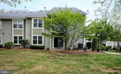 2204 Society Pl #B2, Newtown, PA 18940