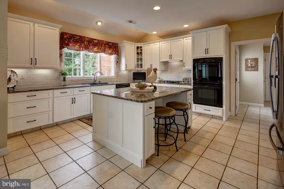 Kitchen - 2036 Silverwood Dr, Newtown, PA 18940 photo 1 of 3