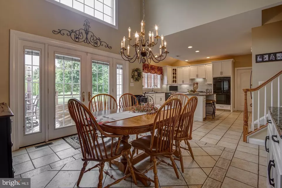 Dining - 2036 Silverwood Dr, Newtown, PA 18940 photo 4 of 5