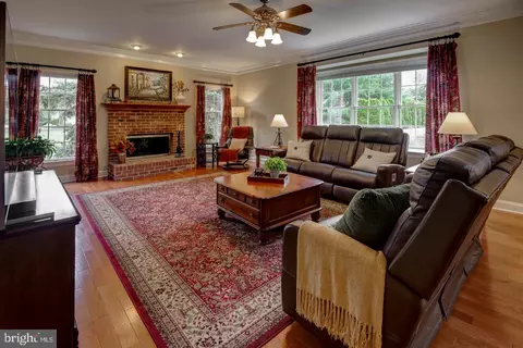 Living - 2036 Silverwood Dr, Newtown, PA 18940 photo 1 of 3