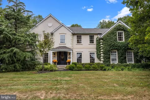 389 Twig Ln, Yardley, PA 19067