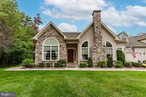 159 Villa Dr, Warminster, PA 18991