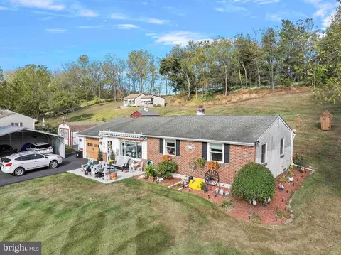 618 S Perkasie Rd, Perkasie, PA 18944