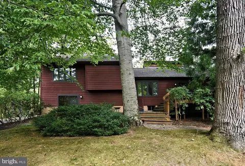 179 Almshouse Rd, Doylestown, PA 18901