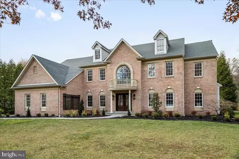 5110 Harmony Ct W, Doylestown, PA 18902