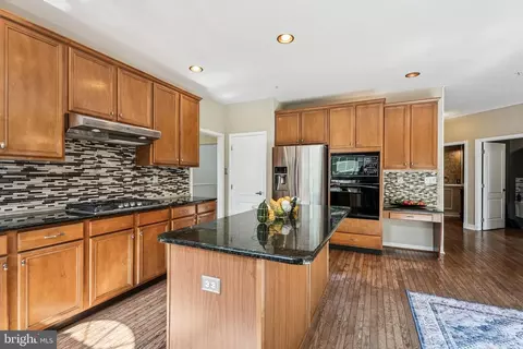 Kitchen - 1834 Augusta Dr, Jamison, PA 18929 photo 4 of 6