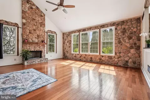Living - 1834 Augusta Dr, Jamison, PA 18929 photo 2 of 7