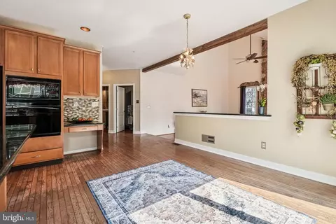 Entry Way - 1834 Augusta Dr, Jamison, PA 18929 photo 2 of 2