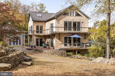 7640 Tohickon Hill Rd, Point Pleasant, PA 18950