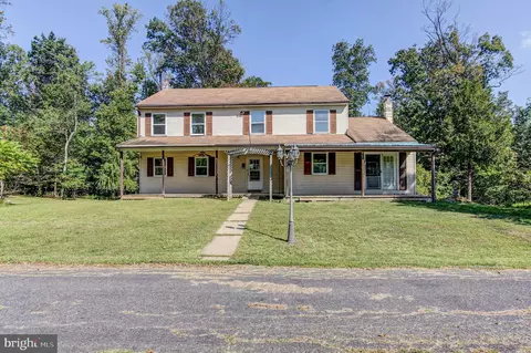 2030 Upper Ridge Rd, Green Lane, PA 18054