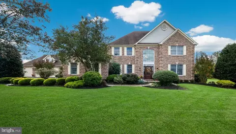 6 Breckenridge Dr, Ivyland, PA 18974