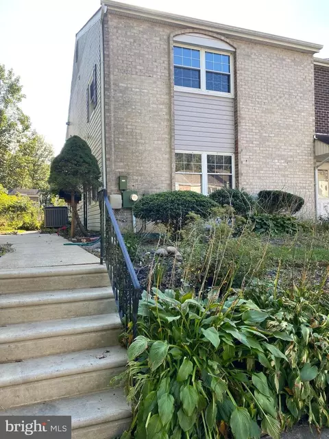 1368 Arundel Way, Bensalem, PA 19020