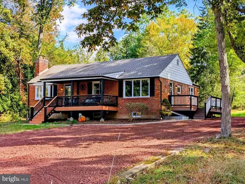 1213 Three Mile Run, Perkasie, PA 18944