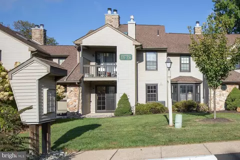 223 Sassafras Ct, Warrington, PA 18976