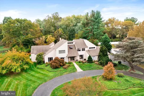 1569 Doe Trail Ln, Yardley, PA 19067