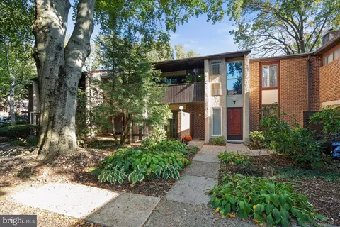 2 Aspen Way # -3, Doylestown, PA 18901