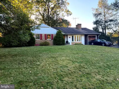 800 E Walnut St, Perkasie, PA 18944