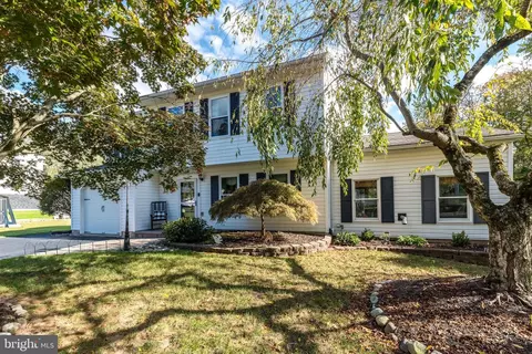 1877 Brook Ln, Jamison, PA 18929