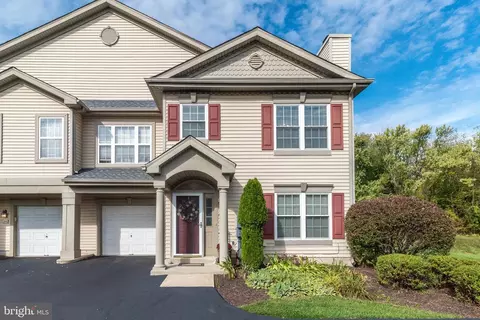 1008 Julian Dr W #W, Warwick, PA 18974