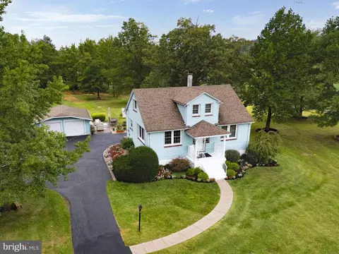 1896 Richlandtown Pike, Coopersburg, PA 18036