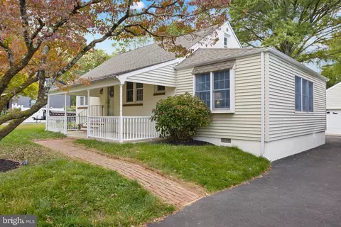 111 Endfield Rd, Feasterville Trevose, PA 19053