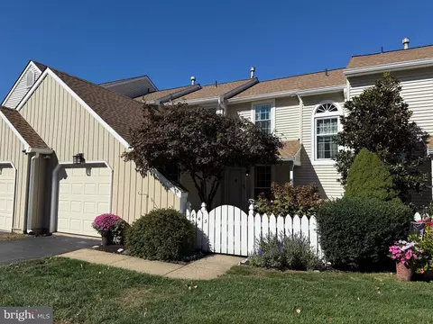643 Croft Dr, Southampton, PA 18966
