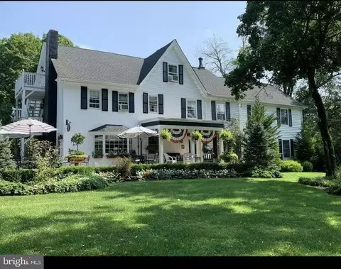 1324 River Rd, New Hope, PA 18938