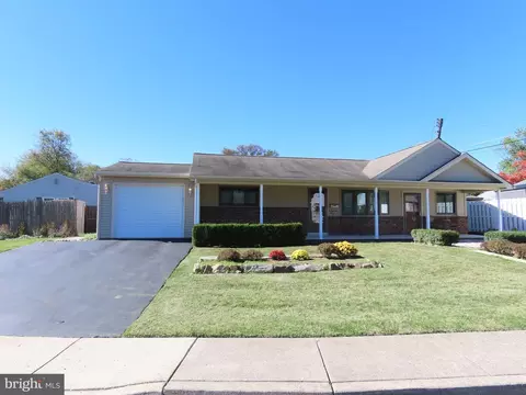 331 Doone Pl, Fairless Hills, PA 19030