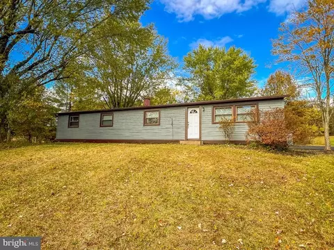 600 Hollow Horn Rd, Ottsville, PA 18942