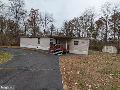 68 Rock Hill Rd, Quakertown, PA 18951